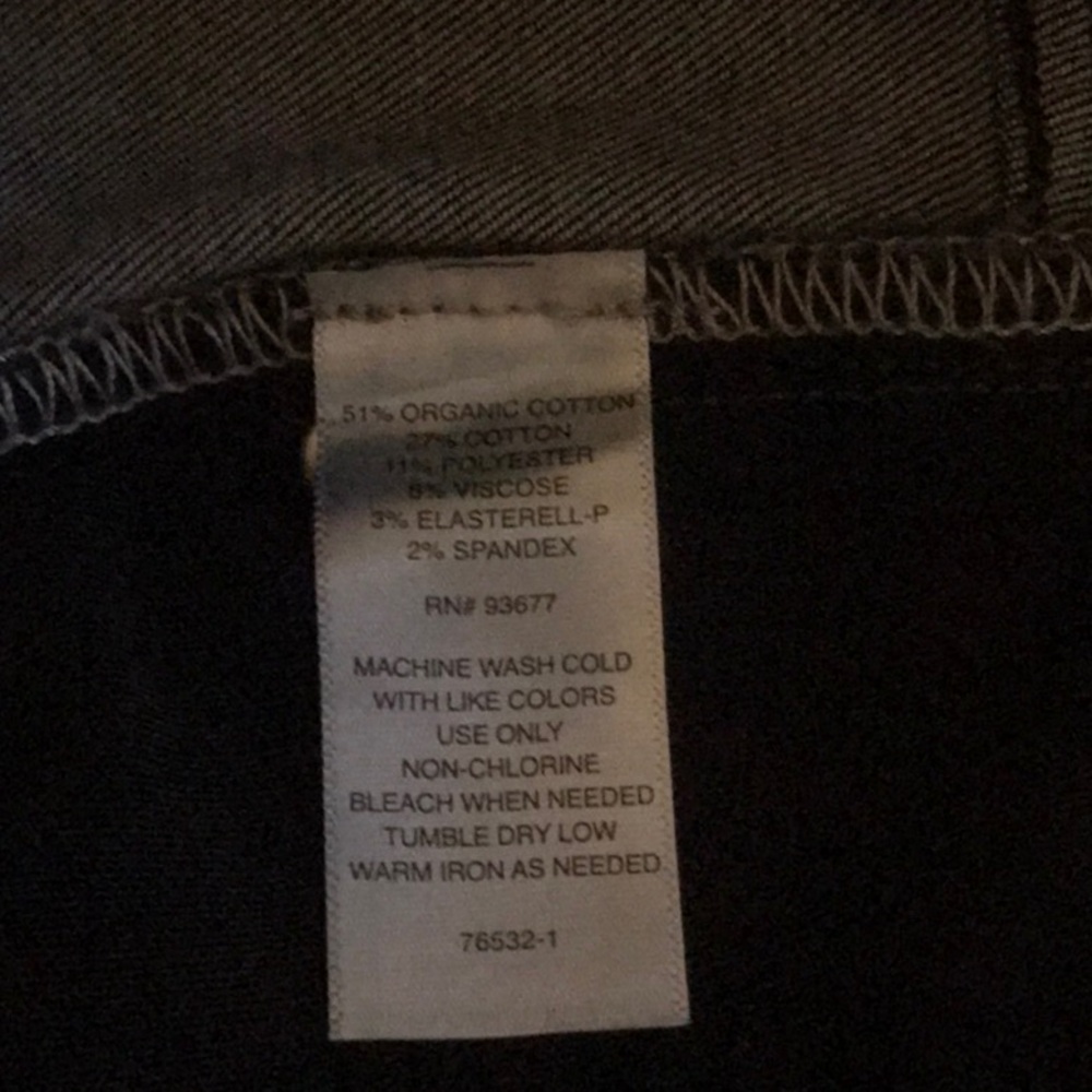 New Liz Claiborne cropped jeans - Picture 6 of 7